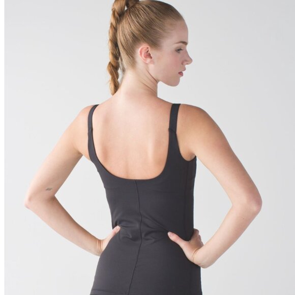 Lululemon Barre None Tank - Size 4- Great condition - Picture 8 of 10